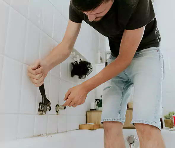 Affordable Bathtub Faucet Replacement in Redlands: Choose Experienced Local Technicians